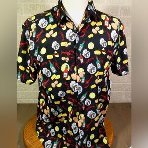 NWT Buc-ee's Mens M Crawfish Boil Hot Sauce All Over Print Short Sleeve Shirt